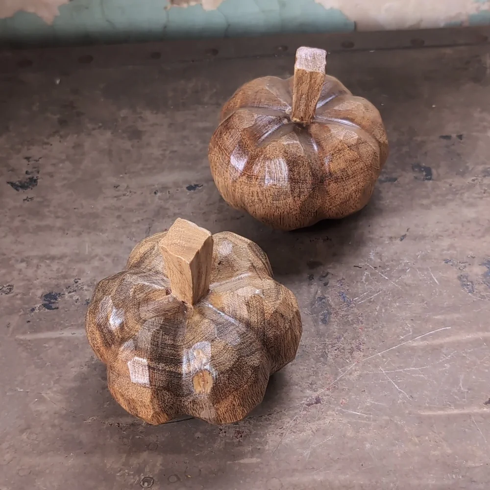 Rustic Wooden Pumpkins - Picture 5 of 5